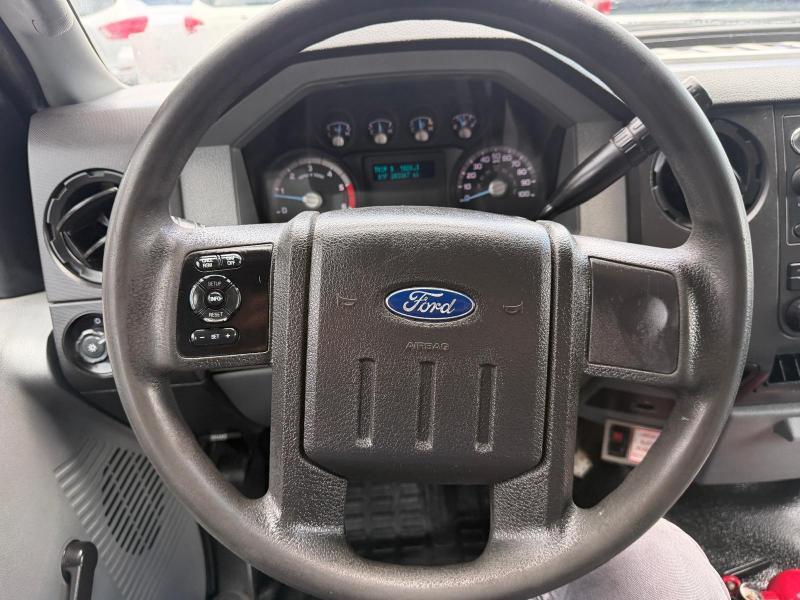 Ford F-450 SD Regular Cab DRW 2WD 2013