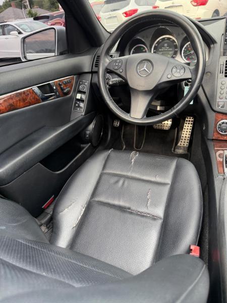 Mercedes-Benz C-Class C300 4MATIC Luxury Sedan 2010