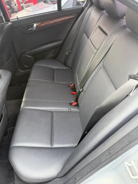 Mercedes-Benz C-Class C300 4MATIC Luxury Sedan 2010