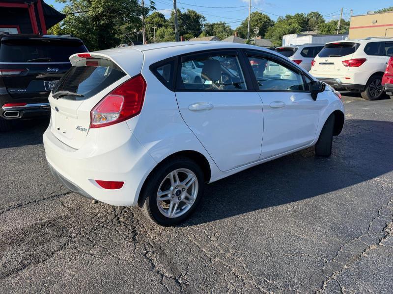 Ford Fiesta SE Hatchback 2017