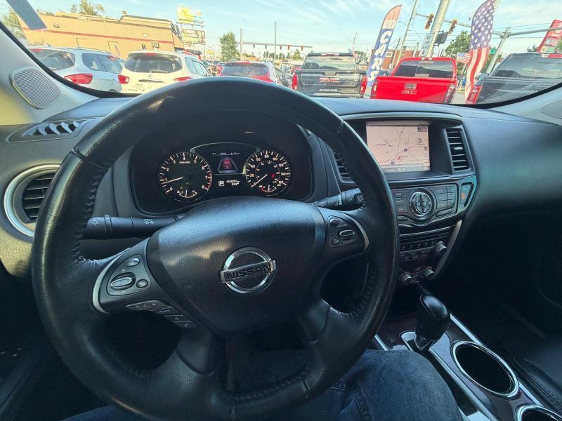Nissan Pathfinder S 4WD 2015