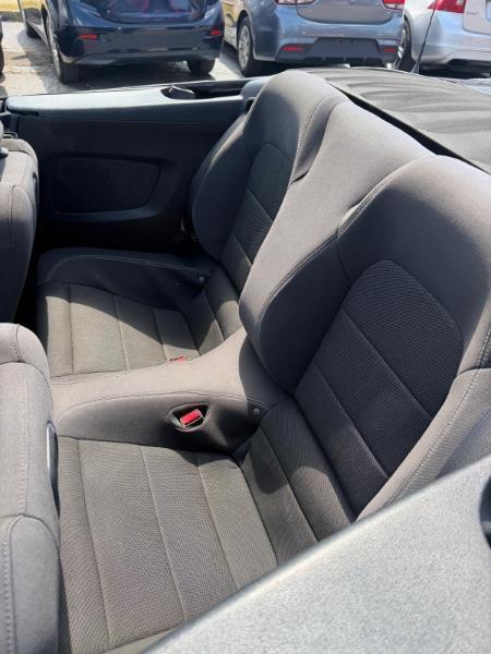 2015 Ford Mustang V6 - Photo 16
