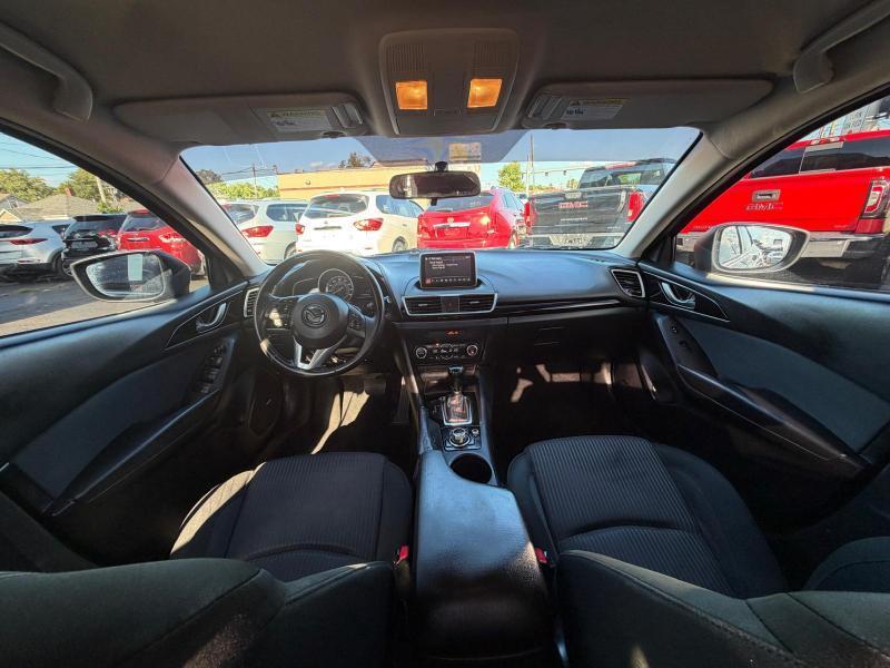 Mazda MAZDA3 i Touring AT 4-Door 2014