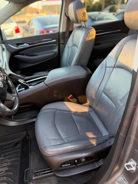 Buick Enclave Essence FWD 2020