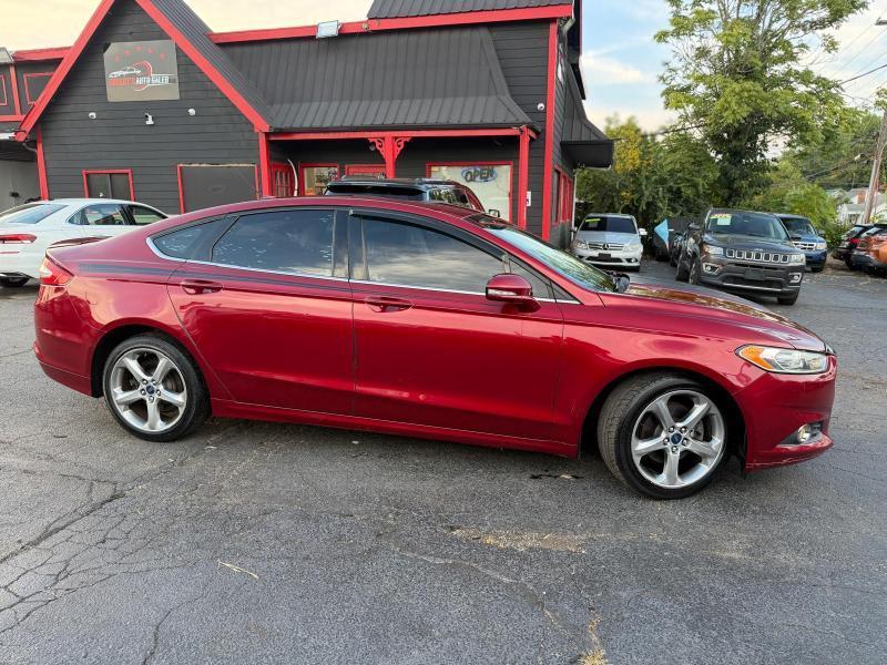 Ford Fusion SE 2015