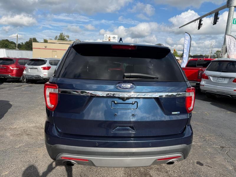 Ford Explorer XLT 4WD 2016