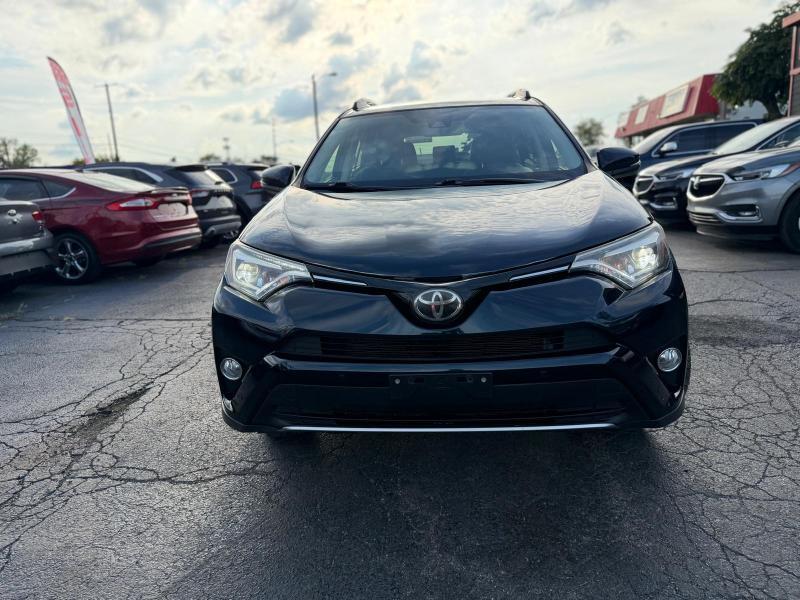 Toyota RAV4 Limited AWD 2017