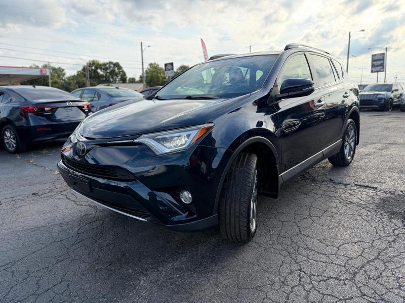 Toyota RAV4 Limited AWD 2017