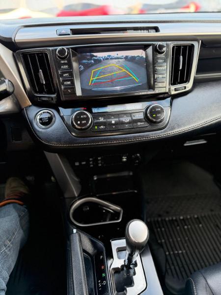 Toyota RAV4 Limited AWD 2017