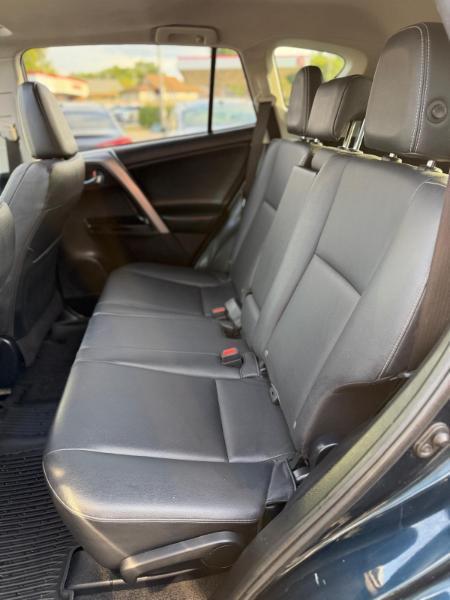 Toyota RAV4 Limited AWD 2017