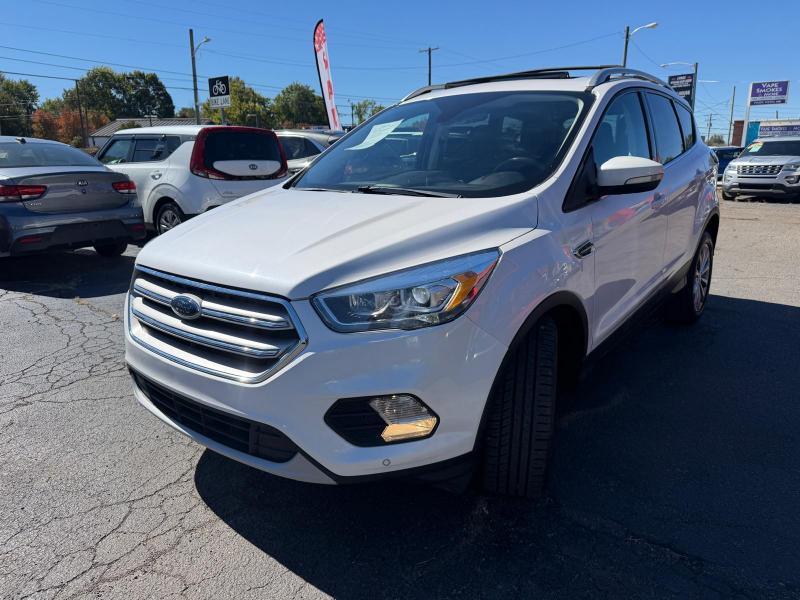 Ford Escape Titanium 4WD 2018