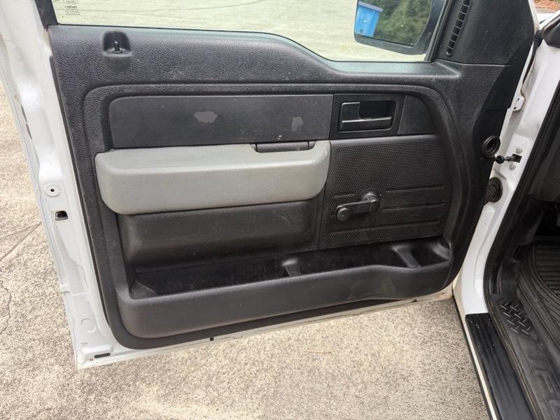Ford F-150 XL 8-ft. Bed 2WD 2014
