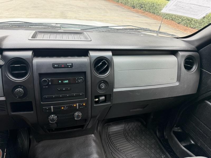 Ford F-150 XL 8-ft. Bed 2WD 2014