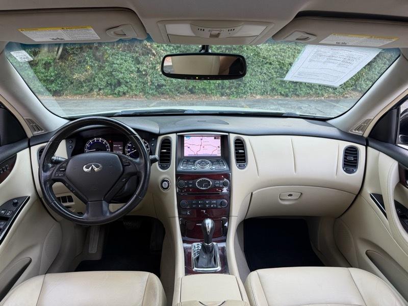 Infiniti QX50 Base AWD 2017