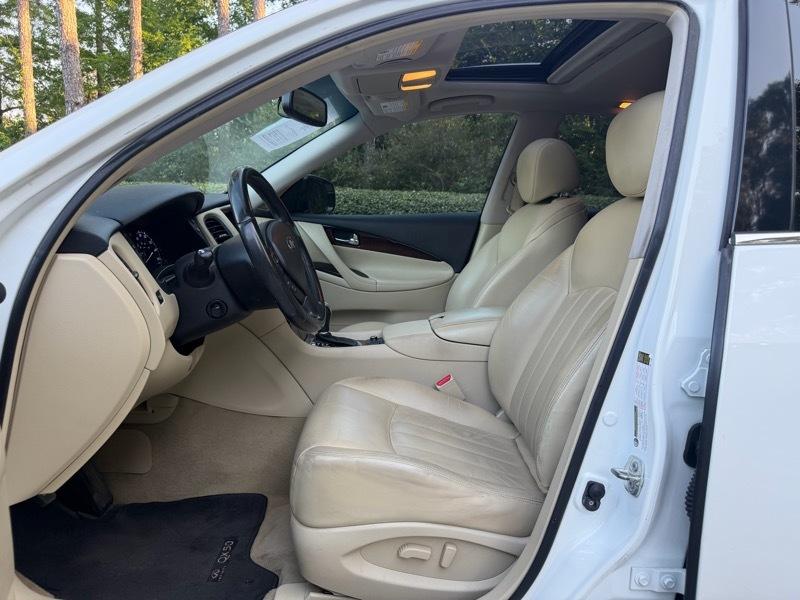 Infiniti QX50 Base AWD 2017