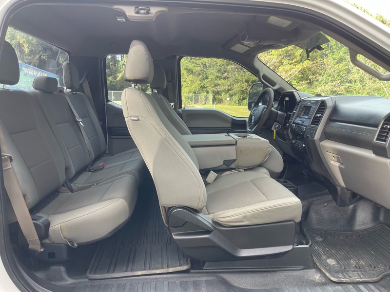 Ford F-450 Super Duty Chassis  2019 Ford F-450 Super Duty Chassis  2019