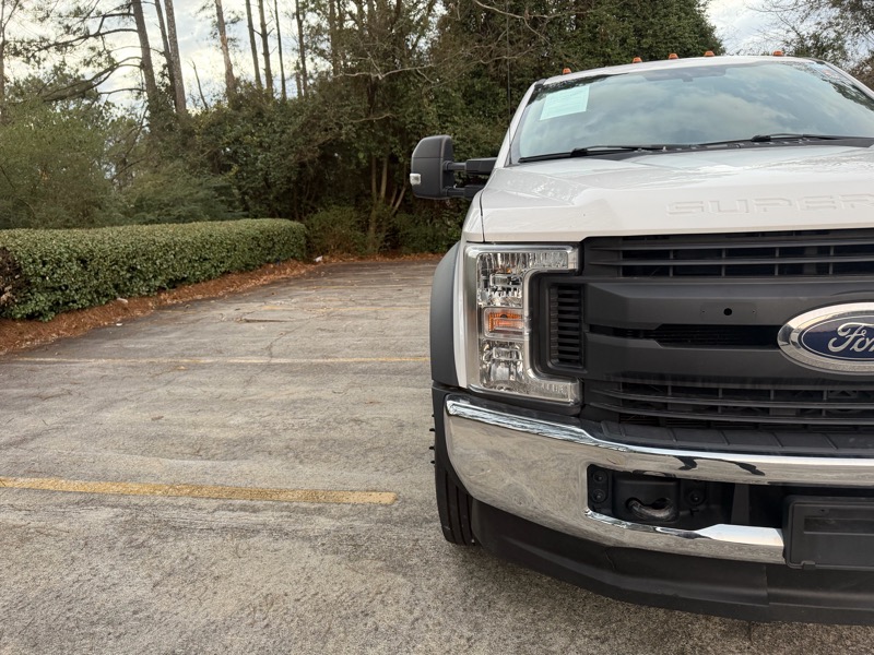 Ford F-450 Super Duty Chassis  2019