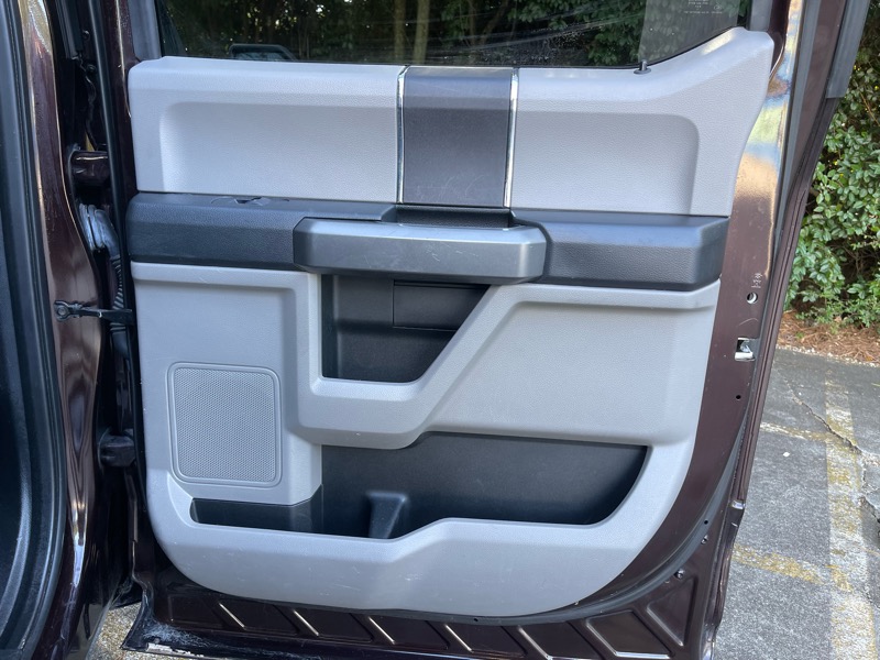 Ford F-150 2WD SuperCab 145" XLT 2019 Ford F-150 2WD SuperCab 145" XLT 2019