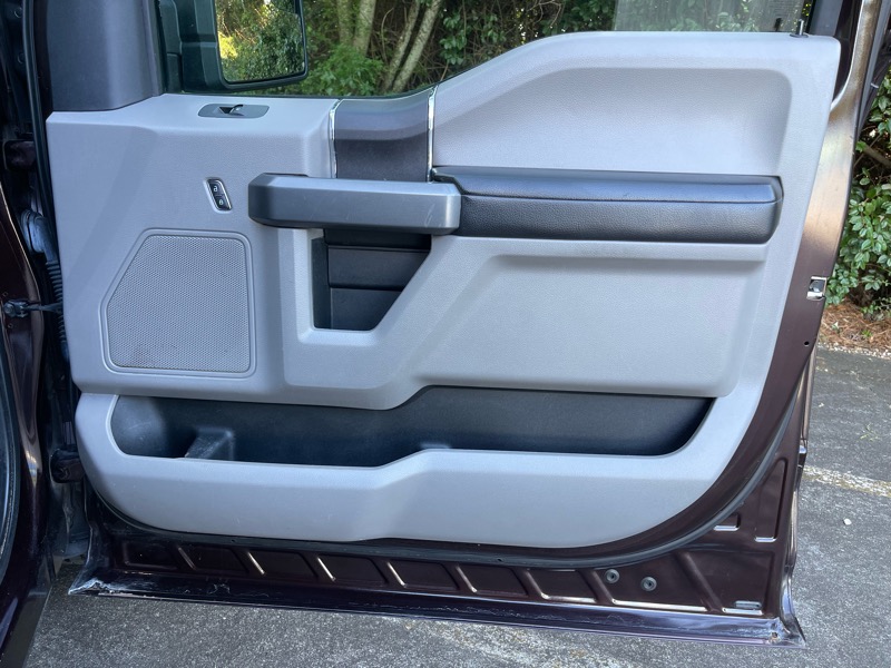 Ford F-150 2WD SuperCab 145" XLT 2019 Ford F-150 2WD SuperCab 145" XLT 2019