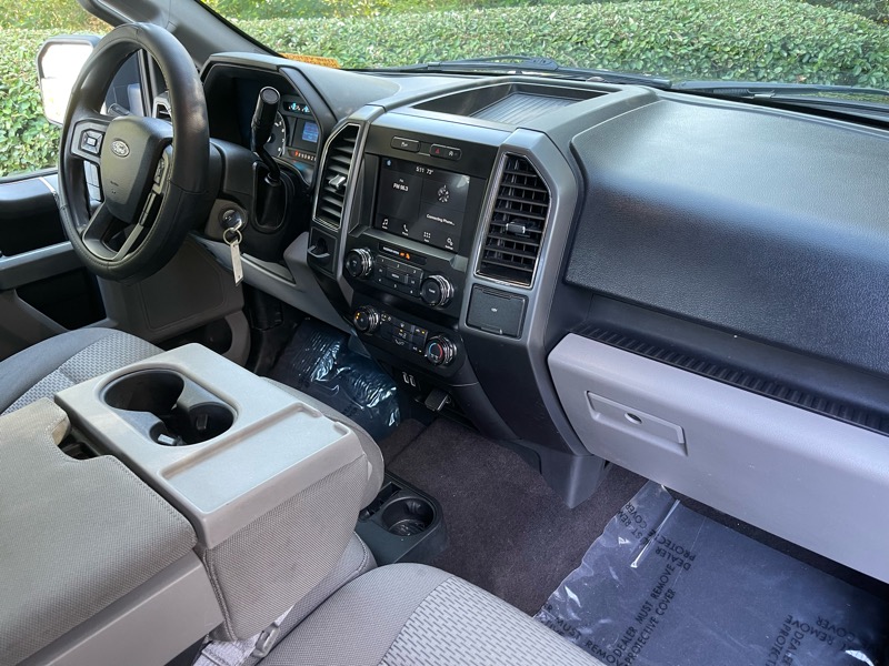 Ford F-150 2WD SuperCab 145" XLT 2019 Ford F-150 2WD SuperCab 145" XLT 2019