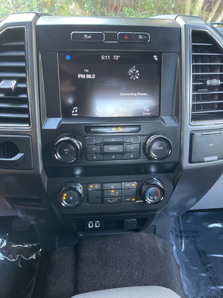 Ford F-150 2WD SuperCab 145" XLT 2019 Ford F-150 2WD SuperCab 145" XLT 2019