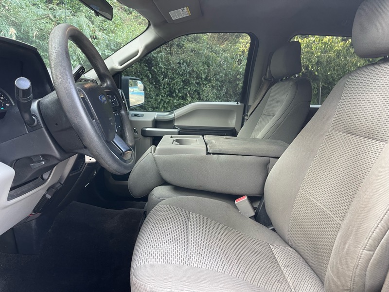 Ford F-150 XLT SuperCrew 5.5-ft. Bed 4WD 2016 Ford F-150 XLT SuperCrew 5.5-ft. Bed 4WD 2016