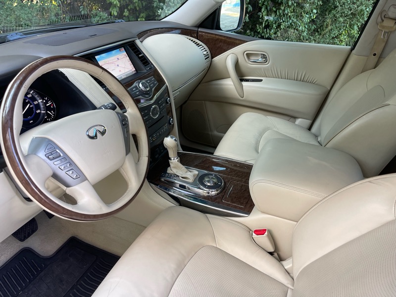 2016 Infiniti QX80 photo 7