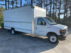 2015 Ford Econoline 