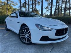 2017 Maserati Ghibli 