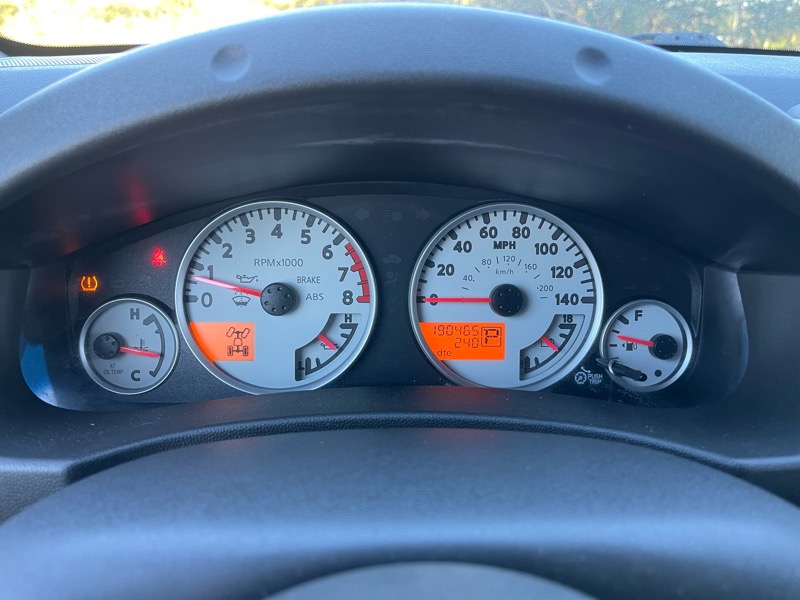 Nissan Xterra Pro-4X 4WD 2013 Nissan Xterra Pro-4X 4WD 2013