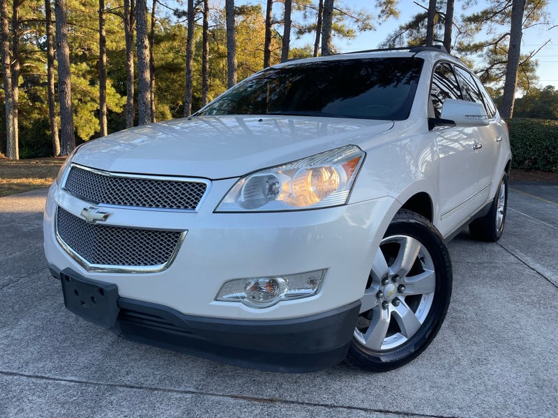 Chevrolet Traverse LTZ AWD 2011 Chevrolet Traverse LTZ AWD 2011