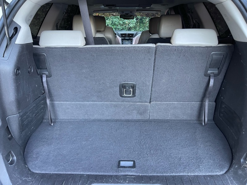 Chevrolet Traverse LTZ AWD 2011 Chevrolet Traverse LTZ AWD 2011