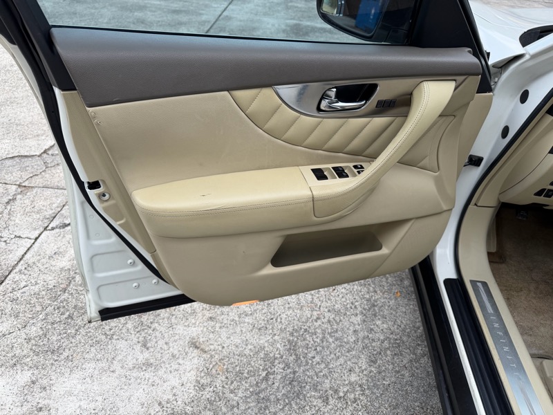 Infiniti FX FX35 2WD 2010 Infiniti FX FX35 2WD 2010