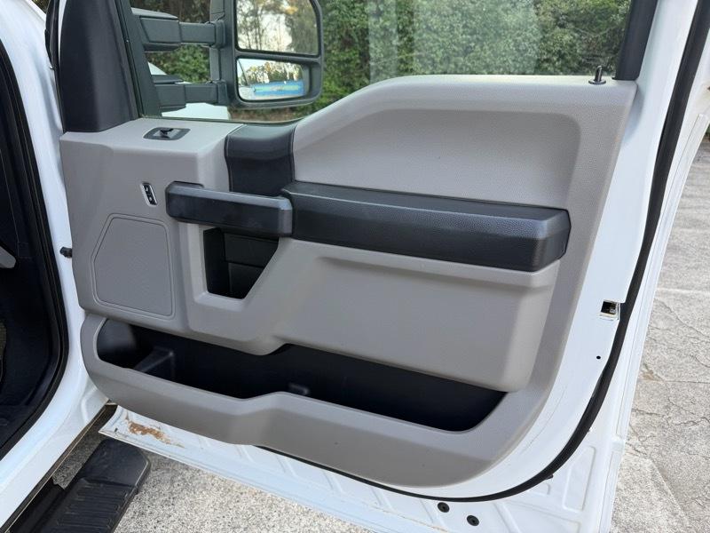 Ford F-450 SD Crew Cab DRW 4WD 2018