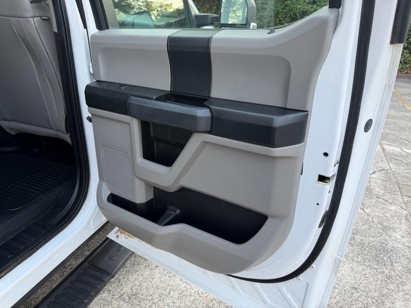 Ford F-450 SD Crew Cab DRW 4WD 2018