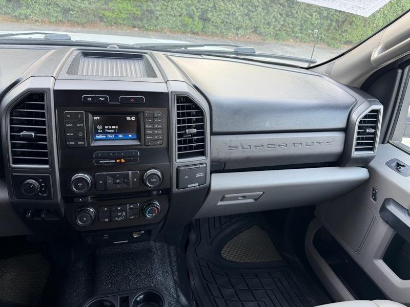 Ford F-450 SD Crew Cab DRW 4WD 2018