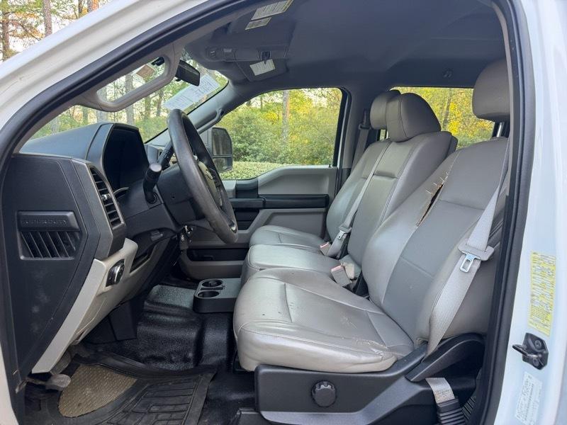 Ford F-450 SD Crew Cab DRW 4WD 2018