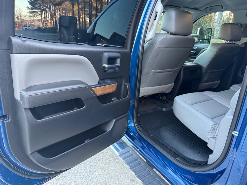 Chevrolet Silverado 3500HD LTZ Crew Cab 4WD 2018