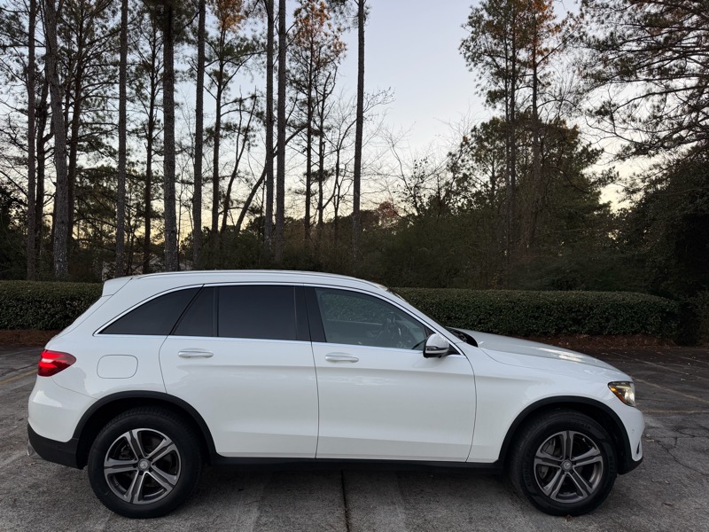 Mercedes-Benz GLC-Class GLC300 4MATIC 2017