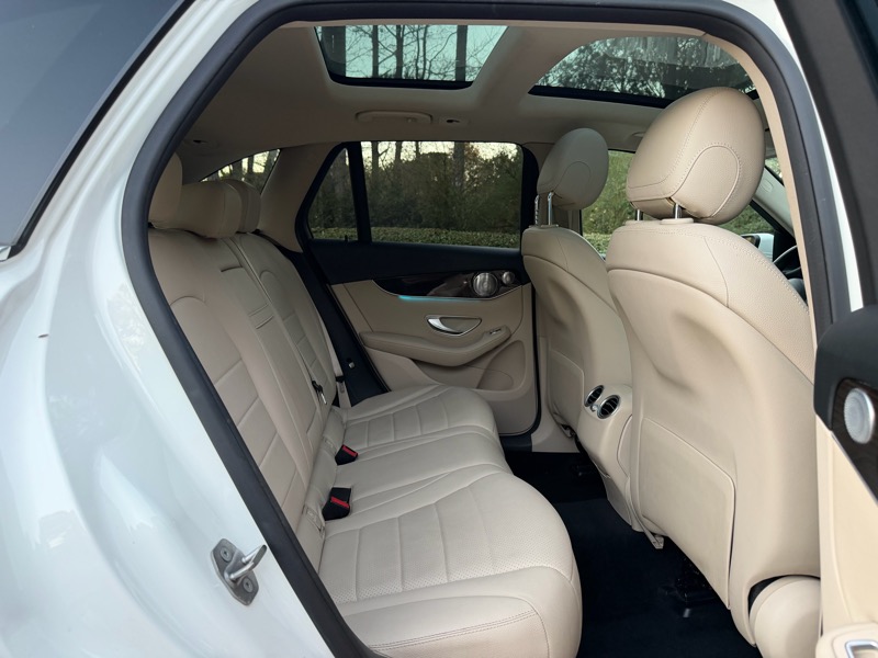 Mercedes-Benz GLC-Class GLC300 4MATIC 2017