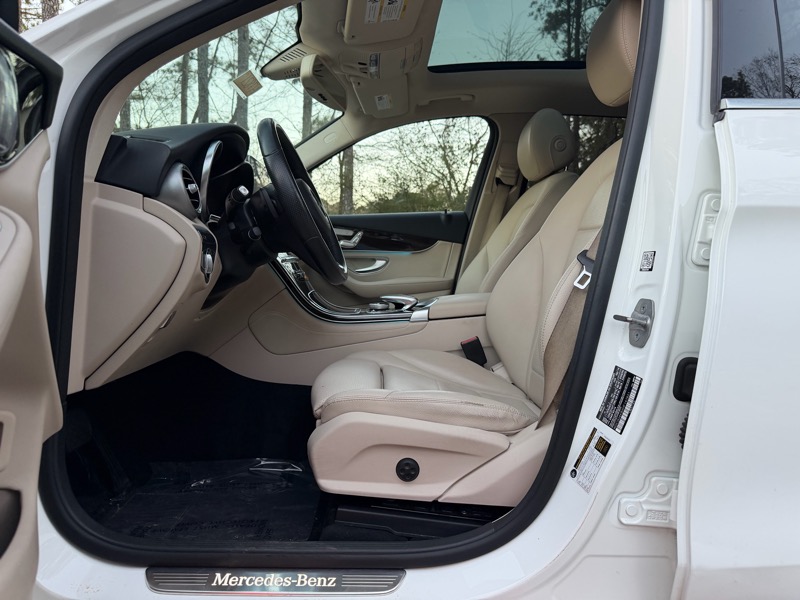 Mercedes-Benz GLC-Class GLC300 4MATIC 2017