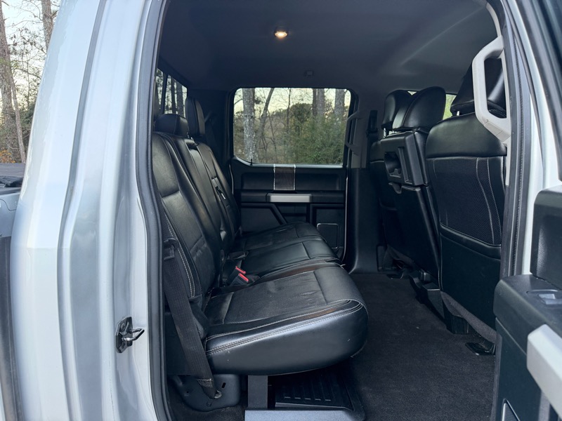 Ford F-350 SD Lariat Crew Cab Long Bed DRW 4WD 2018