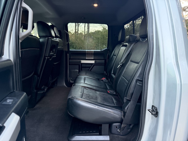 Ford F-350 SD Lariat Crew Cab Long Bed DRW 4WD 2018