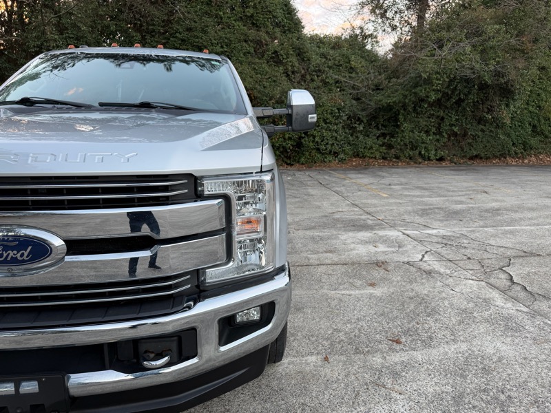 Ford F-350 SD Lariat Crew Cab Long Bed DRW 4WD 2018