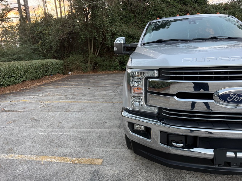 Ford F-350 SD Lariat Crew Cab Long Bed DRW 4WD 2018