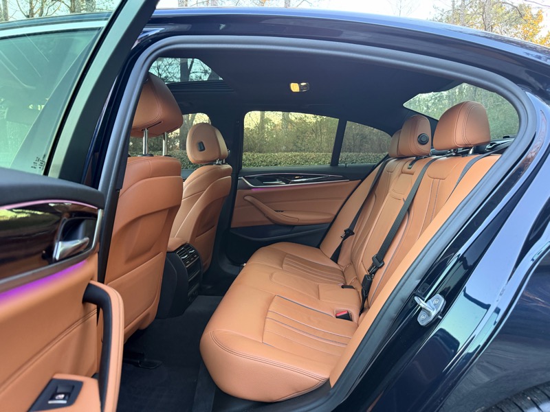 BMW 5-Series 530i xDrive 2019