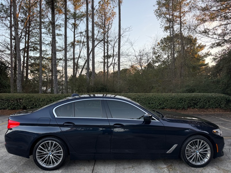 BMW 5-Series 530i xDrive 2019