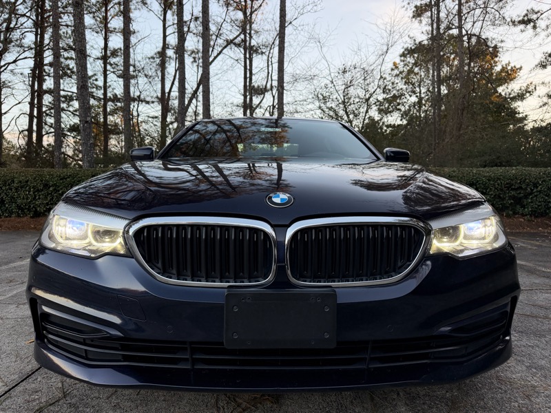 BMW 5-Series 530i xDrive 2019