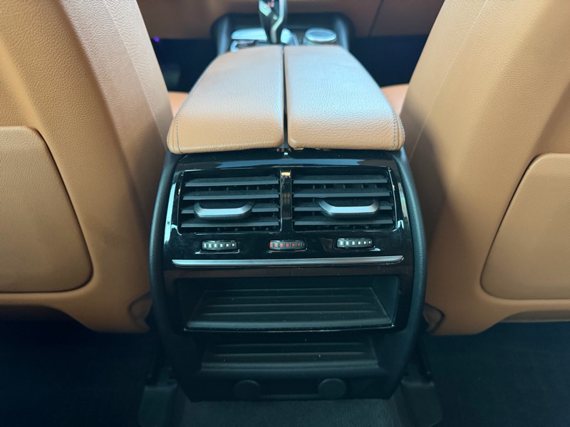 BMW 5-Series 530i xDrive 2019