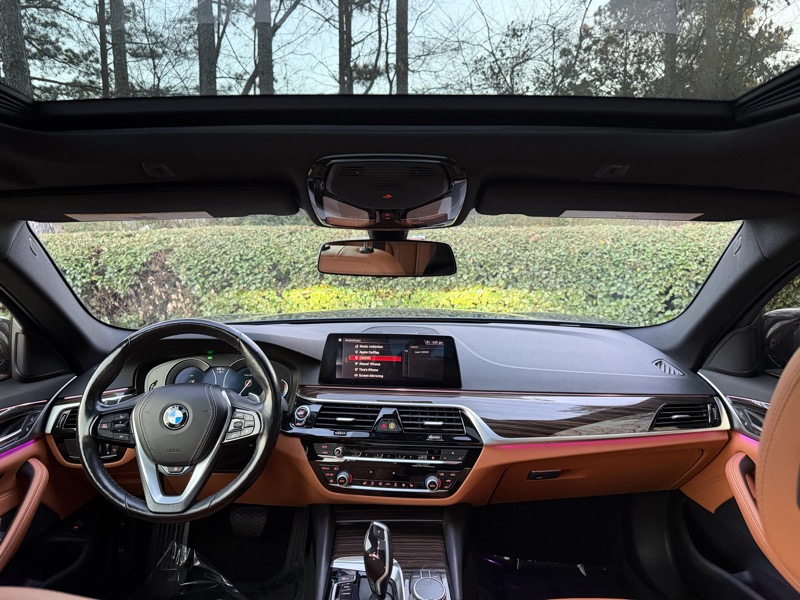 BMW 5-Series 530i xDrive 2019